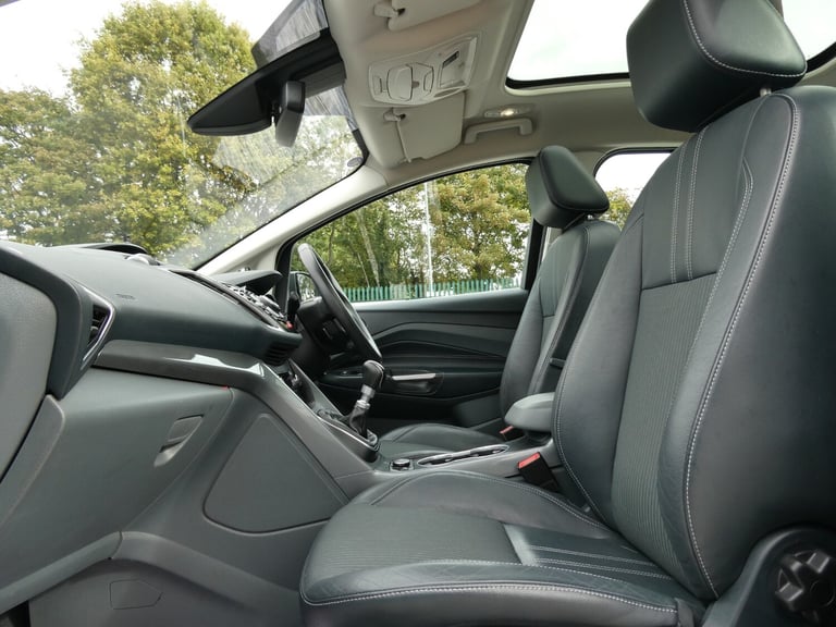 1.6 TDCi Titanium X 5dr *10 SERVICES+PAN ROOF+HTD LTHR+CRUISE+£35 TAX*
