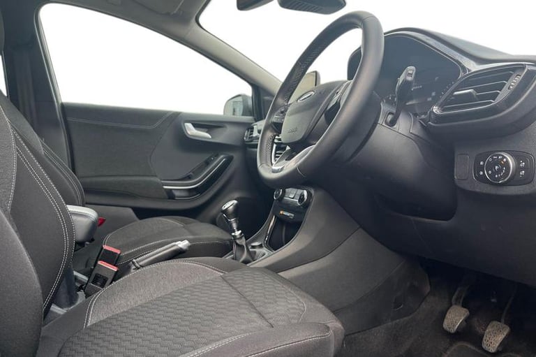 2023 Ford Puma 1.0L EcoBoost 125ps Hybrid mHEV Titanium 5dr Manual Manual Hatchback Petrol Manual