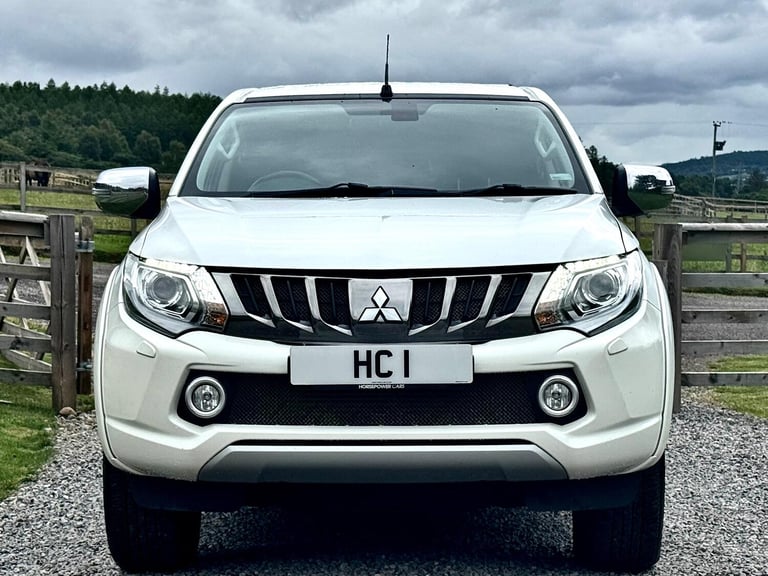 MITSUBISHI L200 2.4 DI-D DC Barbarian 2017