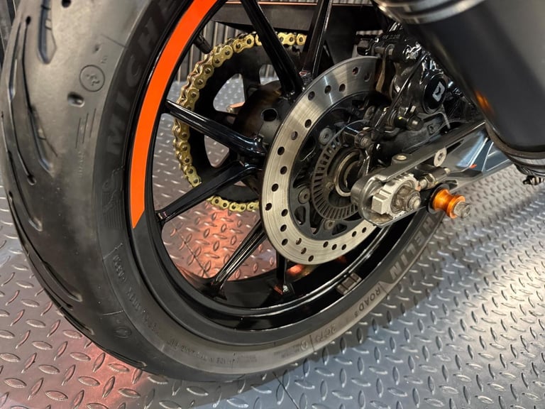 2020 KTM 125 Duke 125 Euro 4