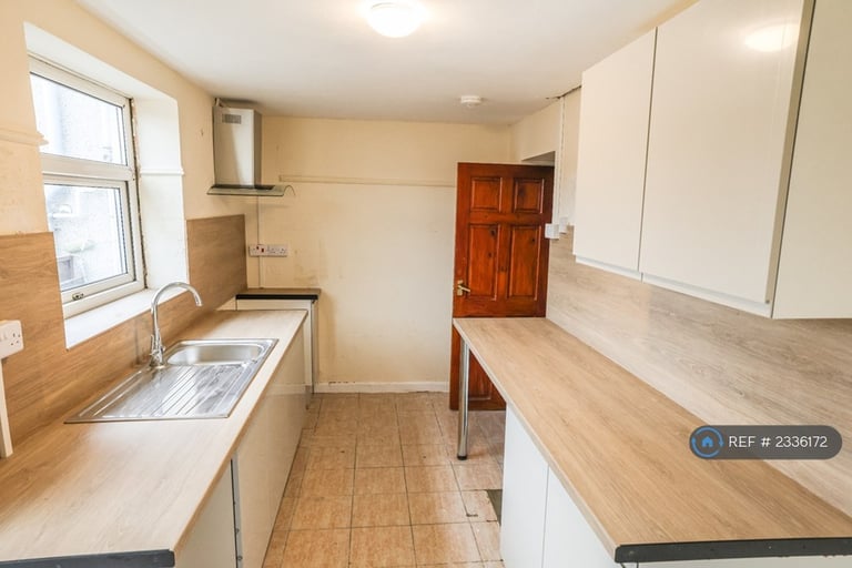 2 bedroom house in Bell Street, Aberdare, CF44 (2 bed) (#2336172)