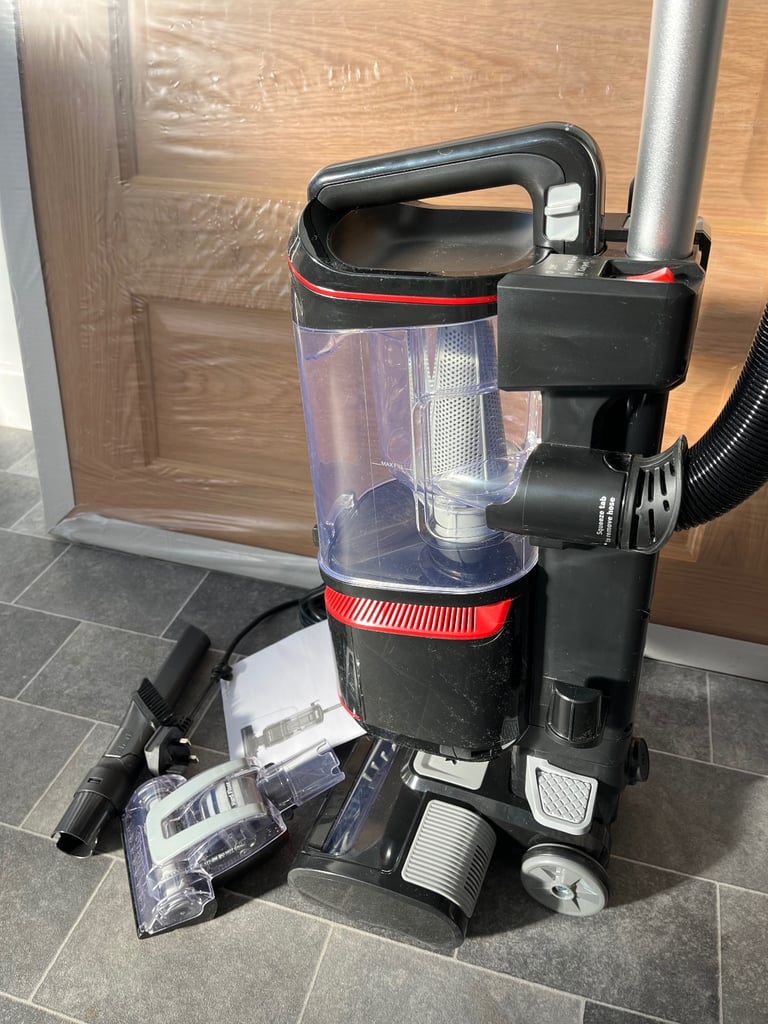 Shark NV 602UKT pet upright hoover 