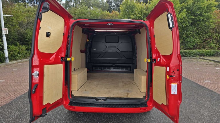 2022 Ford Transit Custom 2.0 EcoBlue 130ps Low Roof Limited Van Auto Van Diesel Automatic