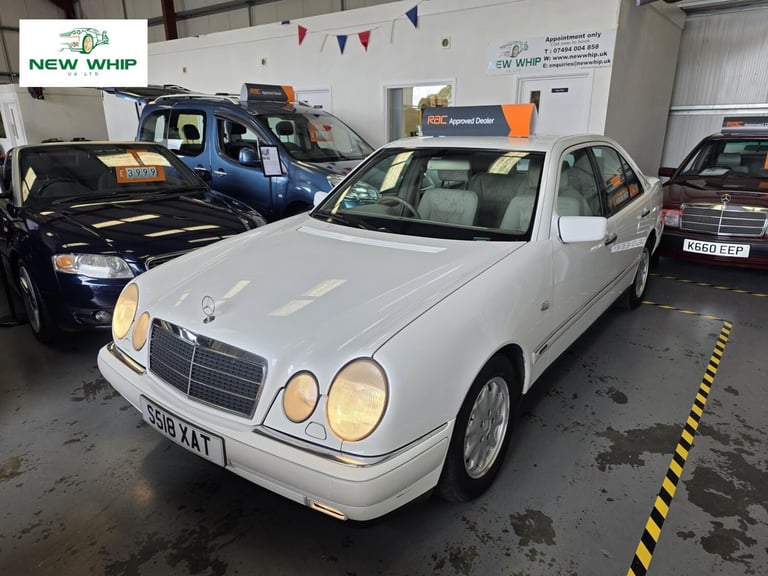 image for 1998 Mercedes-Benz E-Class E200 Elegance 4dr Auto [5] SALOON Petrol Automatic