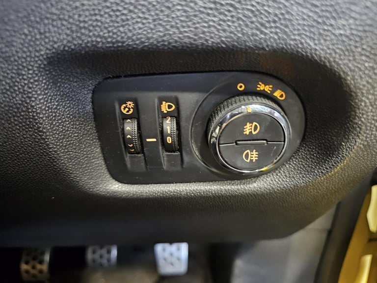 2013 Vauxhall Corsa 1.2 16V Limited Edition Hatchback 3dr Petrol Manual Euro 5 (85 ps) Hatchback ...