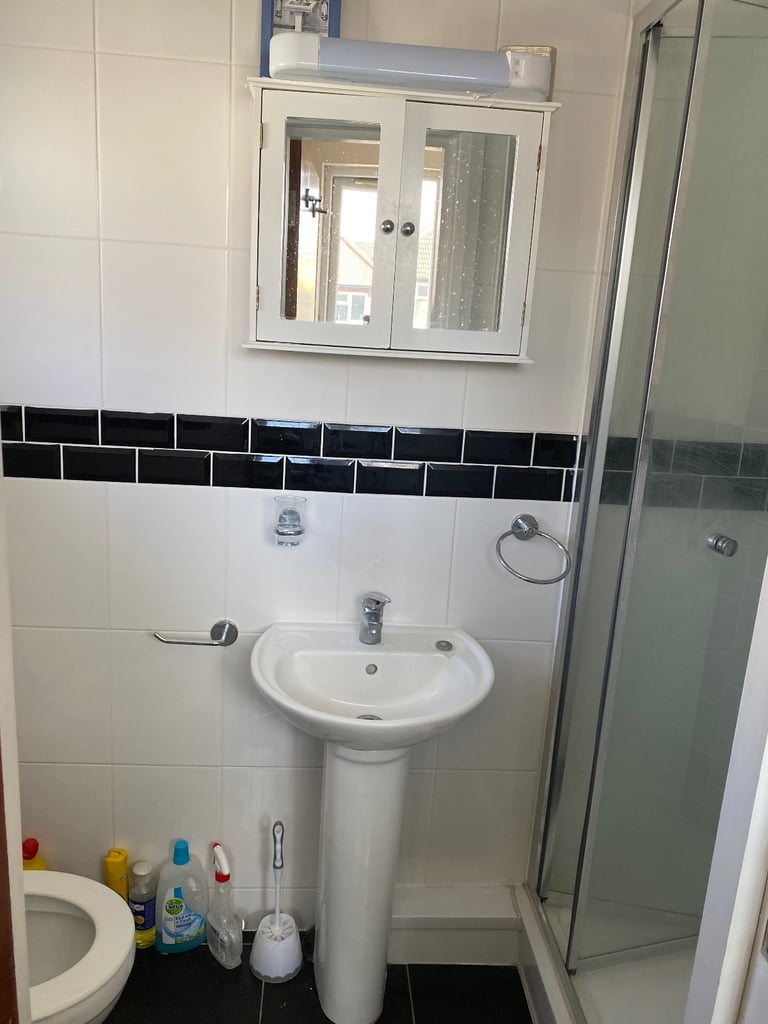 **Amazing Studio | Available Now | Professional Single/Couples**