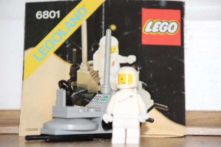 3 Lego Space/Iceplanet sets: 6801 Moon Buggy * 6806 Surface Hopper * 6814 Ice Tunnelator