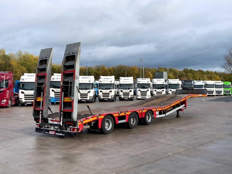 MAX 3 AXLE LOW LOADER 