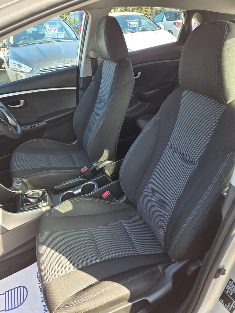 2015 Hyundai i30 1.4 Classic Euro 5 5dr HATCHBACK Petrol Manual