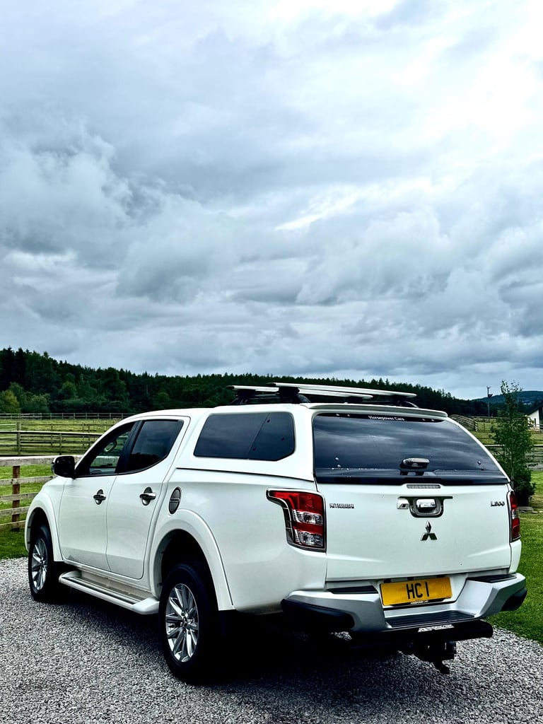MITSUBISHI L200 2.4 DI-D DC Barbarian 2017