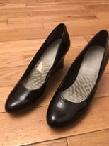 Clarks Black Patent Leather High Wedge Heel Court Shoes Size 6