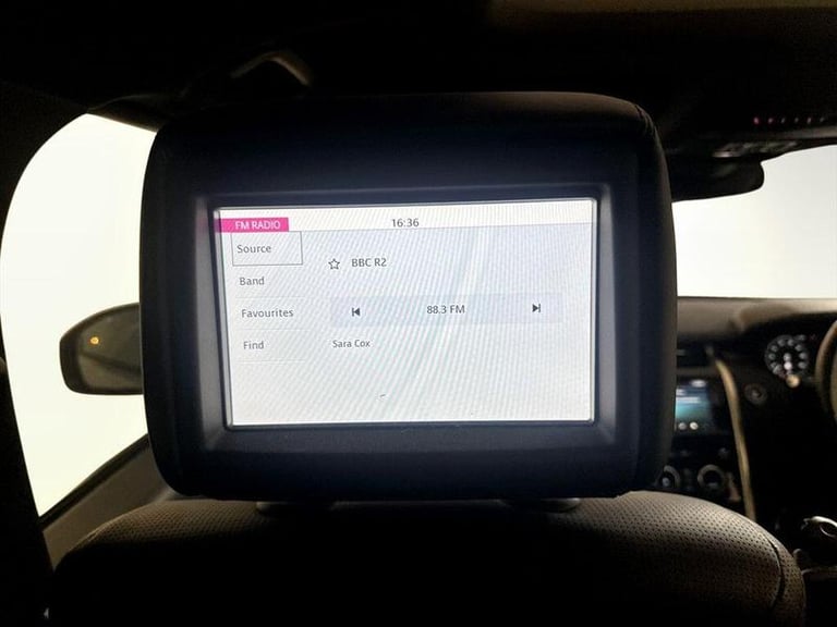 2019 Land Rover Discovery 2.0 SD4 HSE Luxury Auto 4WD Euro 6 (s/s) 5dr Automatic SUV Diesel Autom...