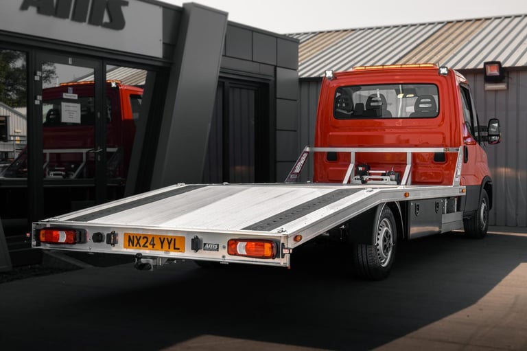 IVECO DAILY 3.5T FULL BEAVERTAIL BODY ONLY