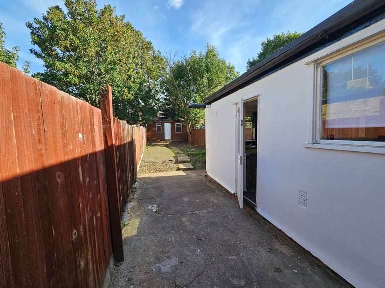 Charming four bedroom house to rent in Neasden