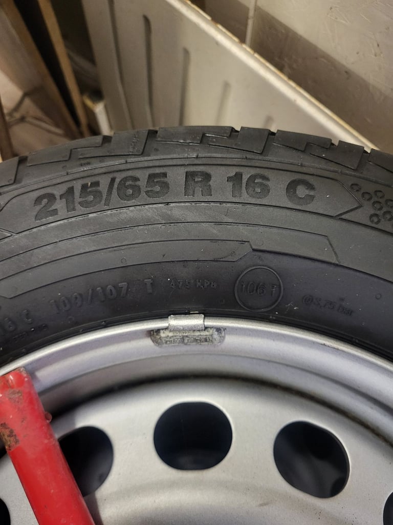 Peugeot van wheels