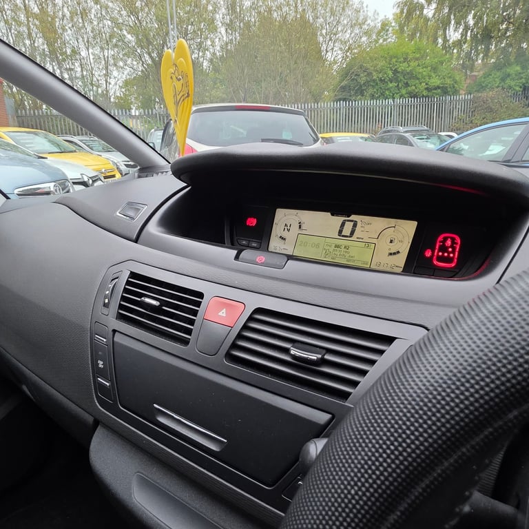 CITROEN C4 PICASSO E-HDi EDITION 1.6 DIESEL 110 BHP AUTOMATIC GEARBOX YEAR 2012 EXCELENT CONDTION!!!