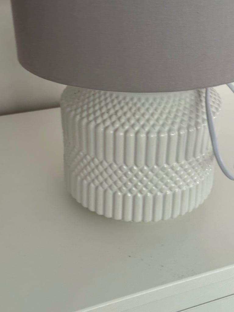 £15 each worth £50 each sold as pair for £30 Textured Ceramic Table Lamp Like new