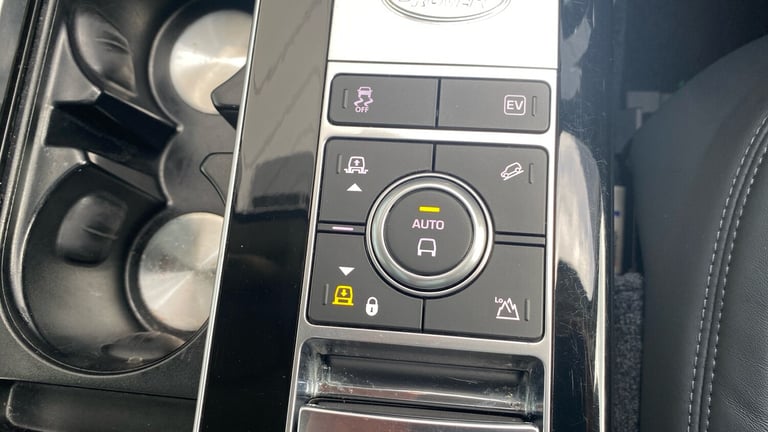 2021 Land Rover Range Rover 2.0 P400e Westminster Black 4dr Auto Estate Estate Hybrid Automatic