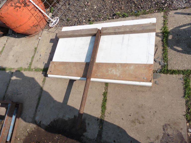Workshop made Bench roof Slate Cutter solid/bombproof