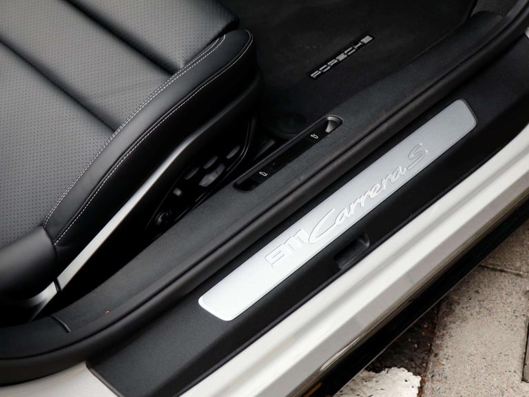 2025 Porsche 911 S 2dr PDK CONVERTIBLE PETROL Automatic
