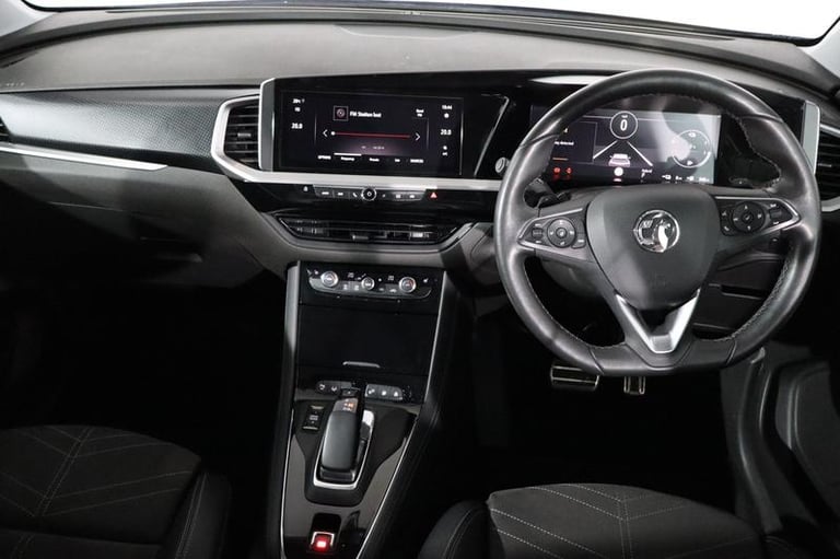 2023 Vauxhall Grandland 1.6 Plug-in Hybrid Ultimate 5dr Auto HATCHBACK PETROL/ELECTRIC Automatic