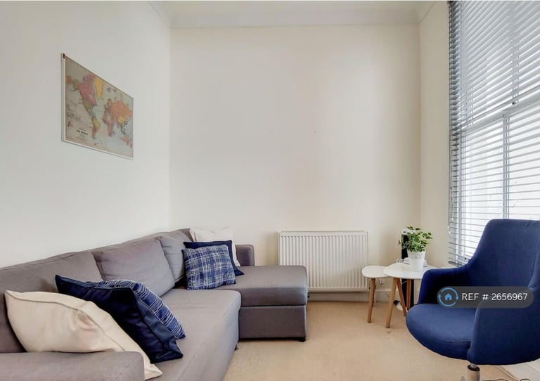 1 bedroom flat in Belgrave Gardens, London, NW8 (1 bed) (#2656967)