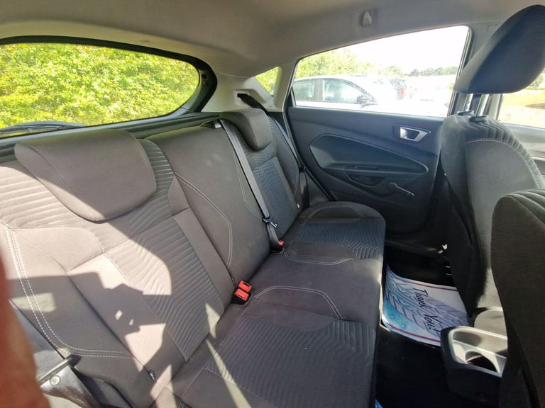 2015 Ford Fiesta 1.0T EcoBoost Zetec Euro 5 (s/s) 5dr Petrol