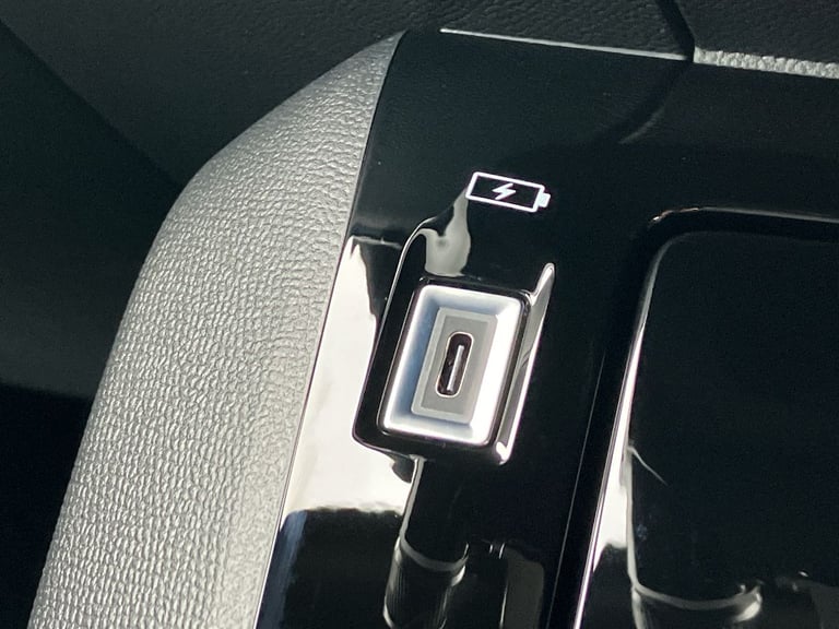 2025 Peugeot 2008 1.2 Hybrid 145 GT 5dr e-DSC6 Estate Automatic