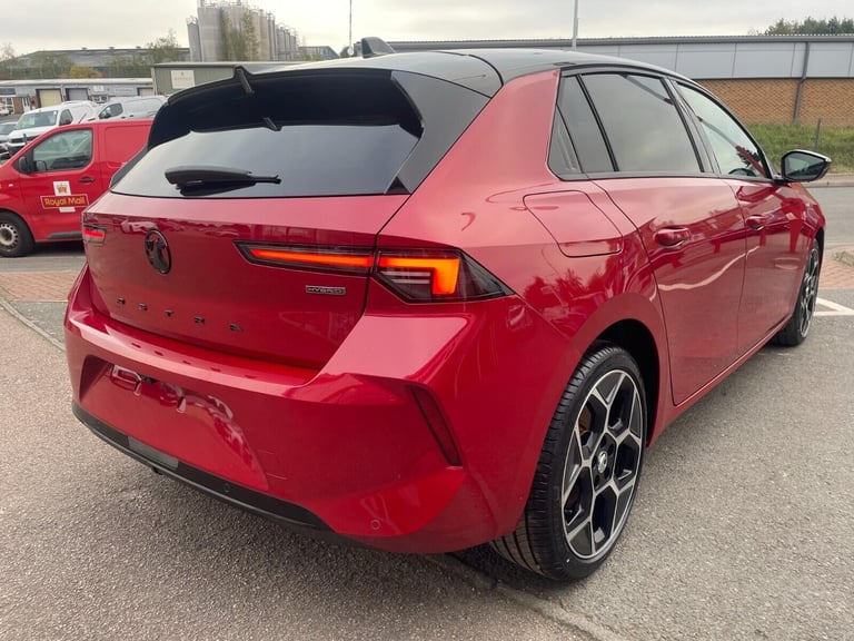 2025 Vauxhall Astra Ultimate 1.2T 145PS MHEV Hybrid e-DCT6 Auto HATCHBACK Petrol/Electric Hybrid ...