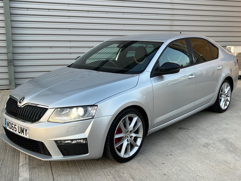 image for 2015 Skoda Octavia 2.0 TDI CR vRS 5dr DSG HATCHBACK Diesel Automatic