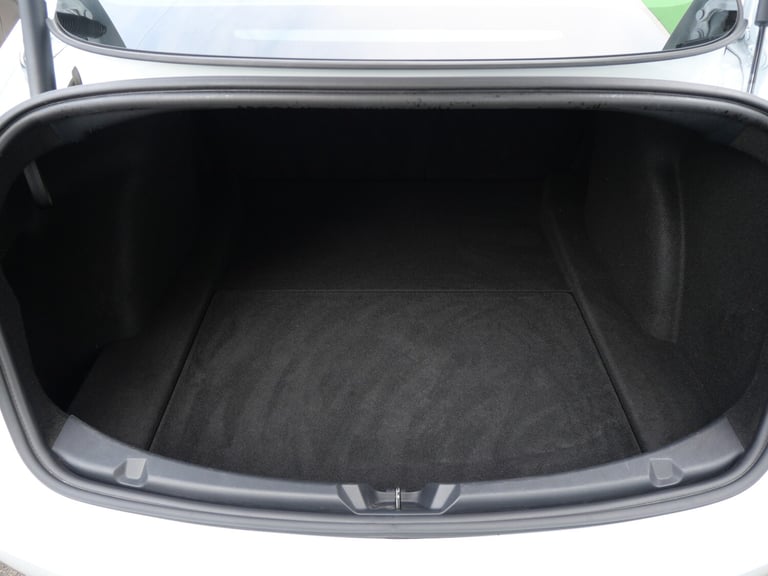 2022 Tesla Model 3 Standard Range Plus Electric Auto RWD (241 bhp) 4dr Electric