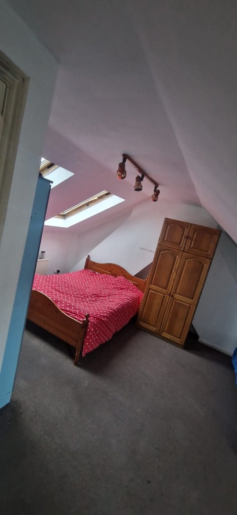 Loft room for rent 