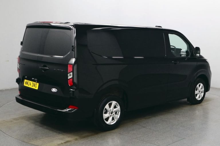 2024 Ford Transit Custom 2.0 EcoBlue 136ps H1 Van Limited PANEL VAN DIESEL Manual