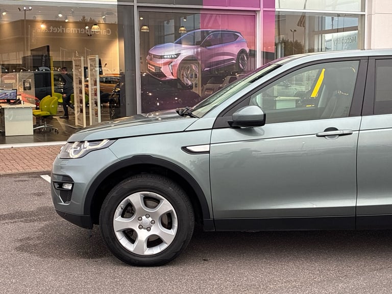 2018 Land Rover Discovery Sport 2.0 eD4 HSE 5dr 2WD [5 Seat] ESTATE DIESEL Manual