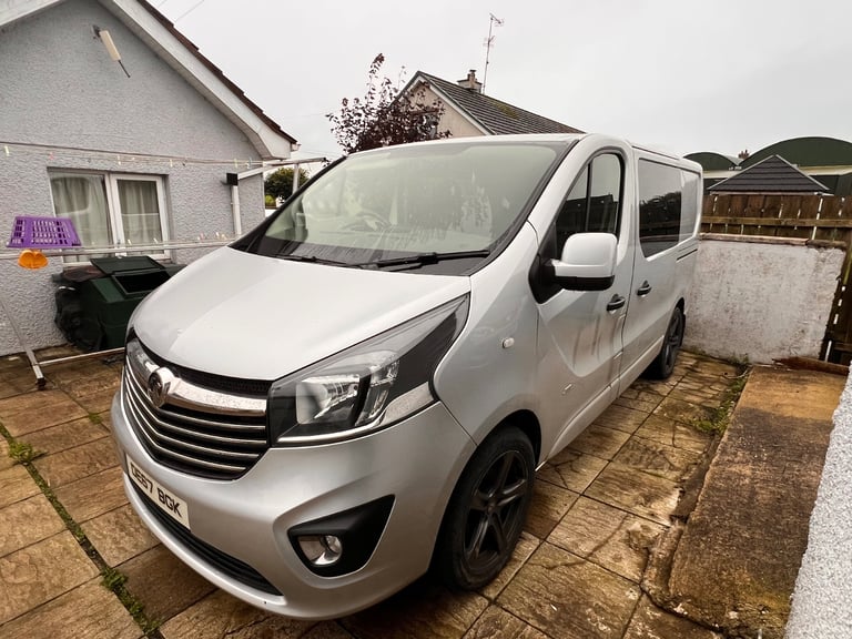 2017 Vauxhall Vivaro crew van