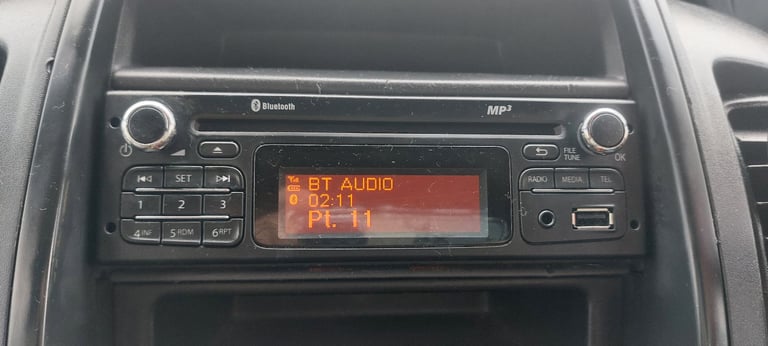image for Vivaro head unit 