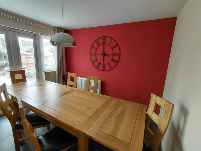 Dining Table & Chairs