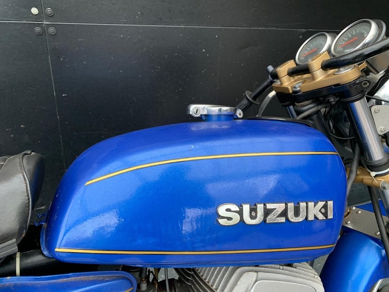 SUZUKI GT500 1976 CLASSIC RESTORATION PROJECT HPI CLEAR