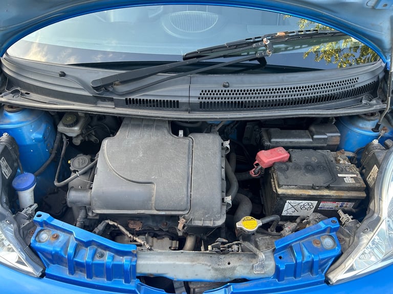 Peugeot, 107, Hatchback, 2010, Manual, 998 (cc), 5 doors