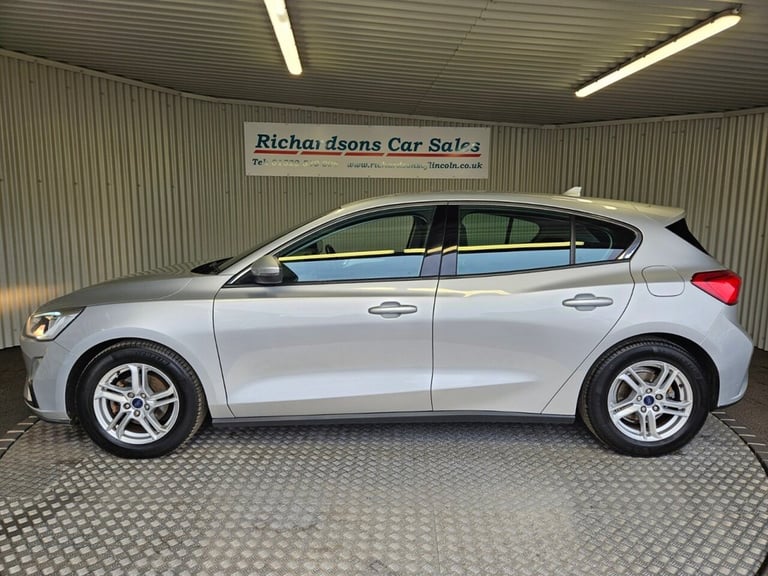 2019 Ford Focus 1.0T EcoBoost Zetec Hatchback 5dr Petrol Manual Euro 6 (s/s) (100 ps) Hatchback P...