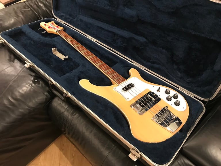 RICKENBACKER 4003 4 string bass guitar, set up, great condition for 26 years old, wow!
