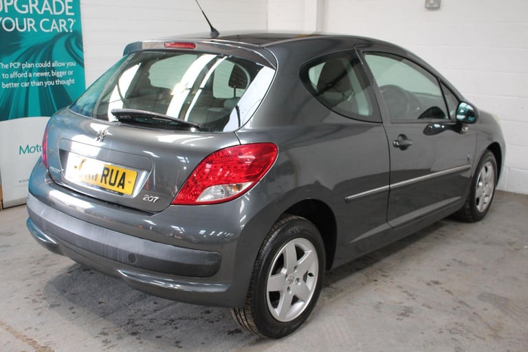 2011 Peugeot 207 1.4 Envy Euro 5 3dr HATCHBACK Petrol Manual