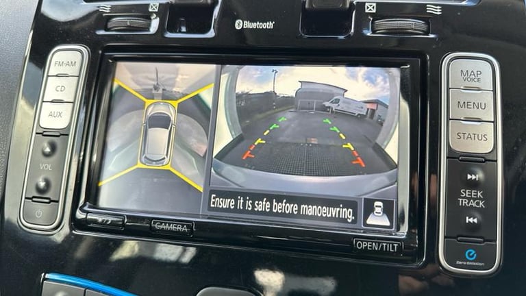 2015 Nissan Leaf 80kW Tekna 24kWh 5dr Auto HATCHBACK ELECTRIC Automatic