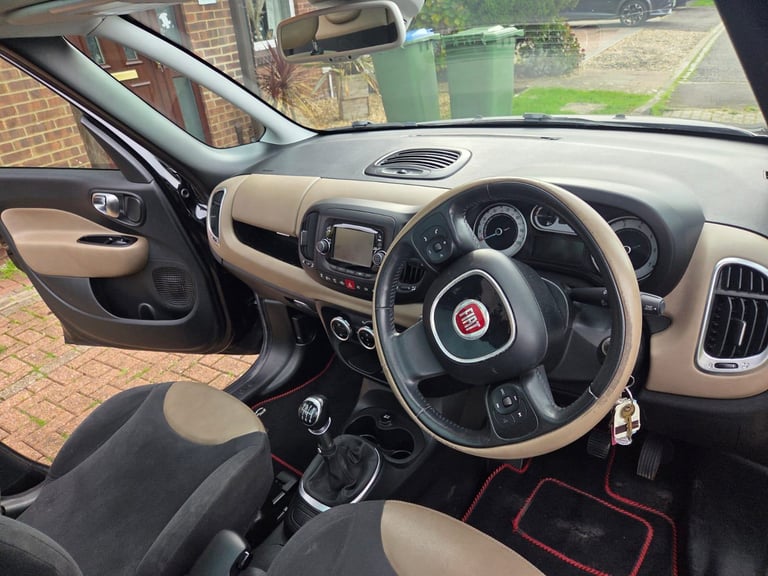 Fiat, 500L, MPV, 2013, Manual, 1598 (cc), 5 doors