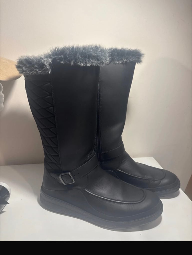 image for Merrell Tremblant Ezra Waterproof Ice fur lined tall quilted Boots in black Size 7