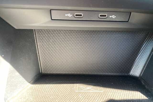 2021 Volkswagen Golf MK8 Hatchback 5-Dr 2.0TDI (150PS) R-Line DSG Hatchback Diesel Automatic