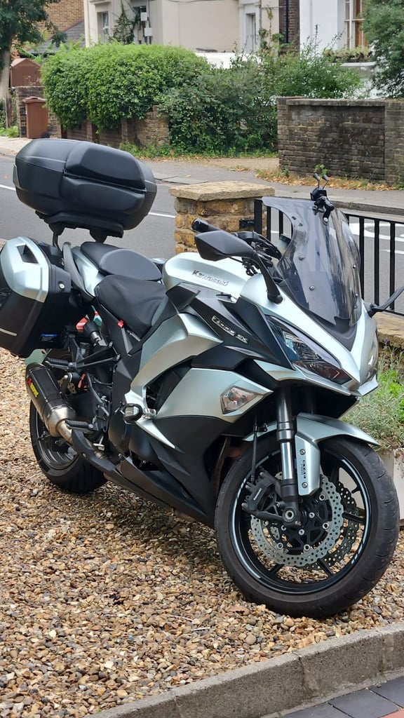 Kawasaki, Z, 2018, 1043 (cc)