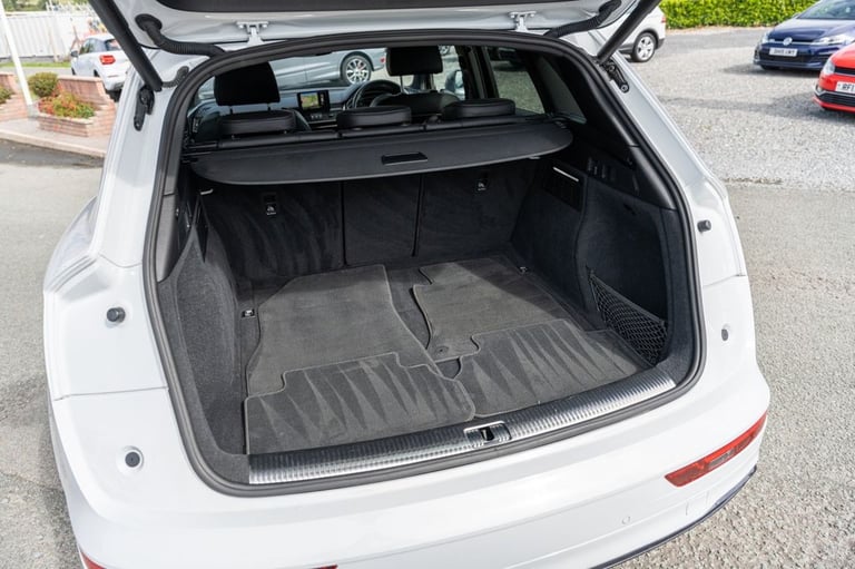 2019 Audi Q5 2.0 TDI 40 Black Edition SUV 5dr Diesel S Tronic quattro Euro 6 (s/s) (190 ESTATE Di...