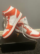  Electro Orange Jordan 1