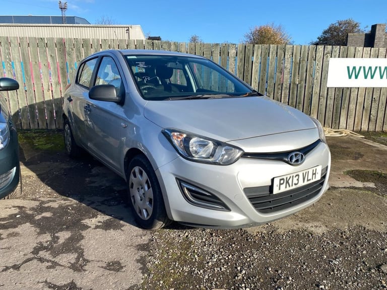 2013 Hyundai i20 1.1 CRDi Classic Hatchback 5dr Diesel Manual Euro 5 (75 bhp) Hatchback Diesel Ma...